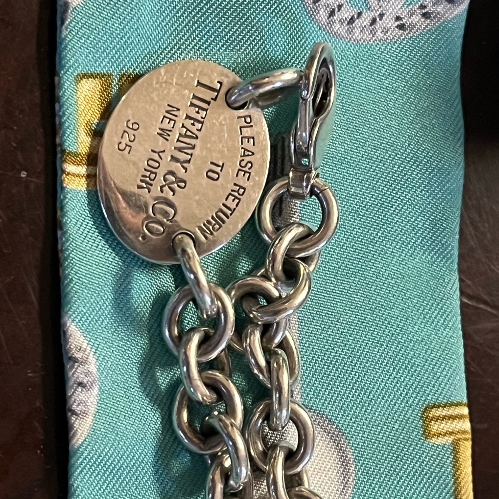 Fully authentic RTT chocker necklace with beautiful clasp. Good used condition